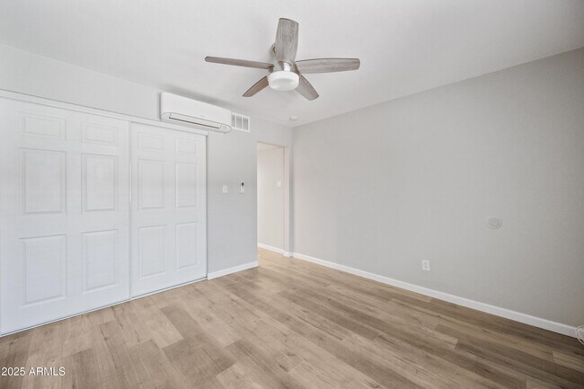 Photo - 3025 N 32nd St Unit 9