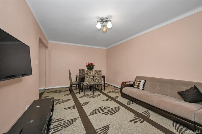 Photo - 99-41 64th Ave Unit E11