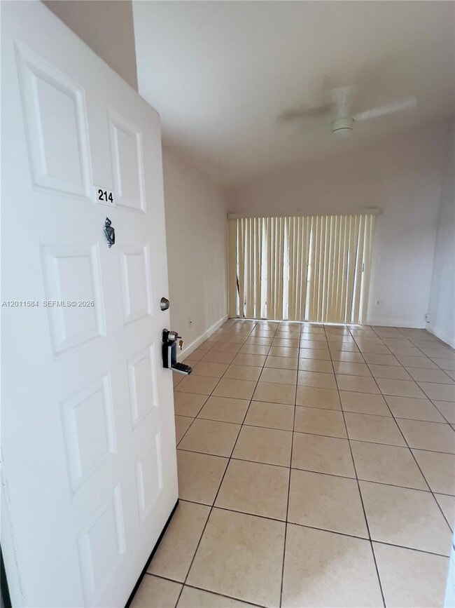 Building Photo - 2880 N Oakland Forest Dr Unit 214