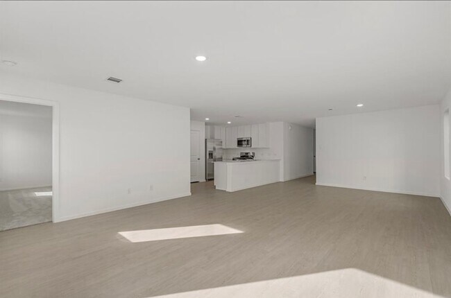 Photo - 2706 Pebble Whisper Dr