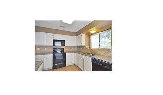 Photo - 7820 Roberta Dr