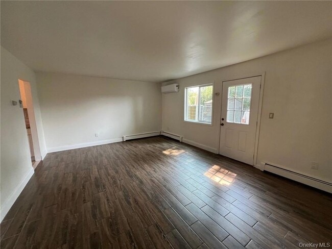 Photo - 38 Hampton Ct