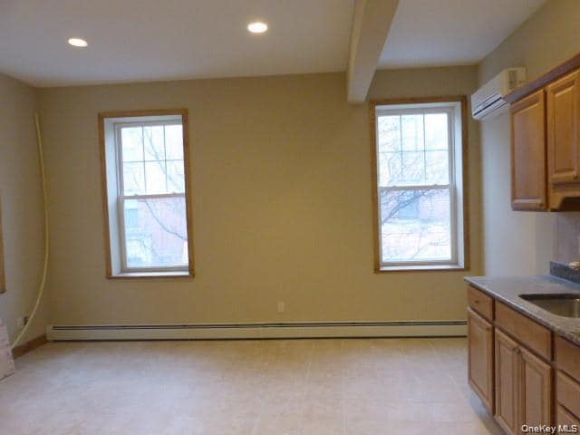 Photo - 78 Main St Unidad 2