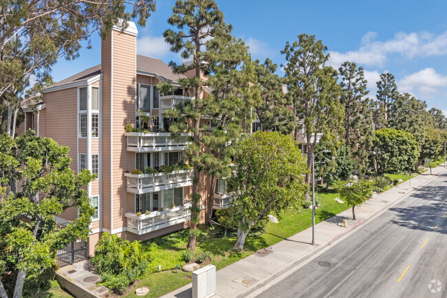 Photo - Villa Marina East V Apartments