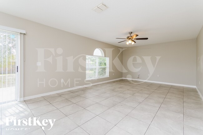 Photo - 235 Cranbrook Dr