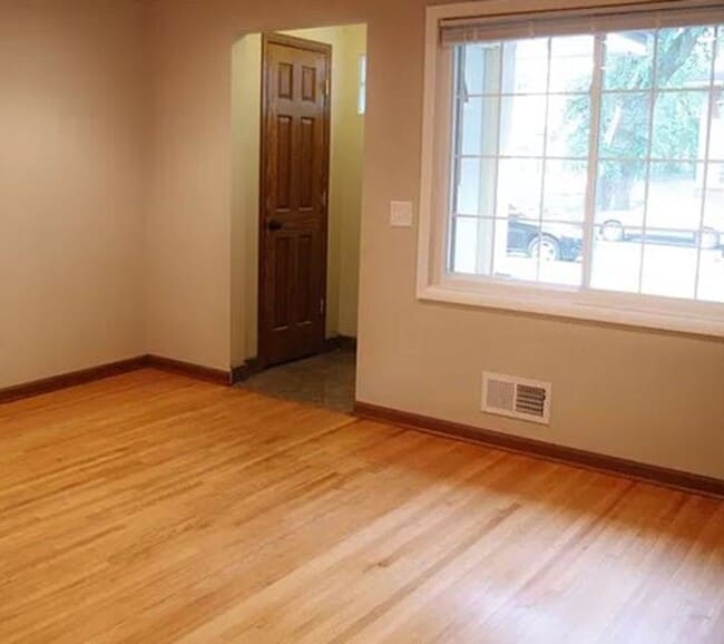 Photo - 915 22nd Ave SE Unit 1