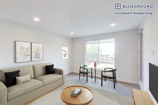 Building Photo - 185 S State College Blvd Rental