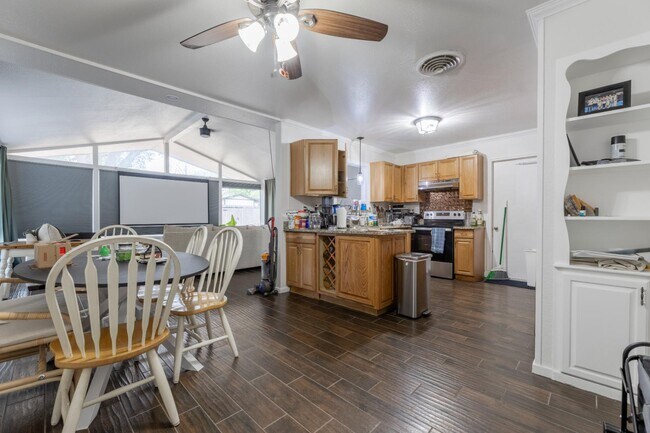 Photo - 4526 Lyceum Dr