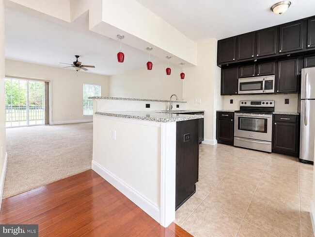 115 Bay Hill Ln