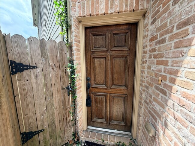 Photo - 1007 Kern St