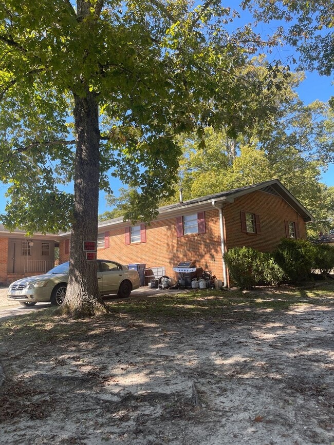 Photo - 303 Frazier Dr