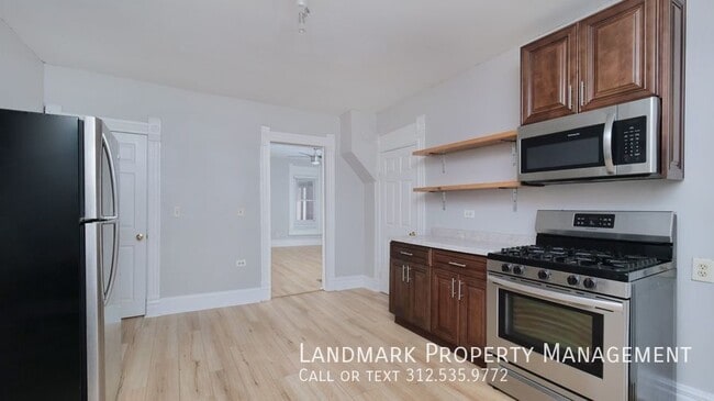 1917 S May St Unit 1R