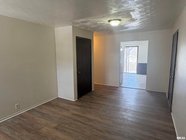 Photo - 2719 W Radan Ct Unit 6