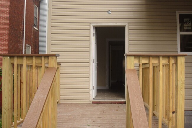 Photo - 7218 Meade St Unidad #1