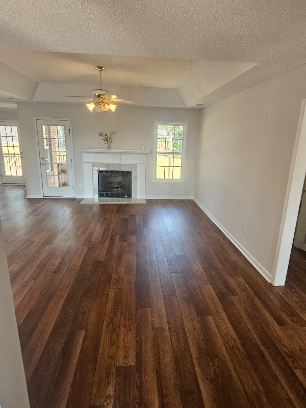 Photo - 507 Holly Ridge Ln