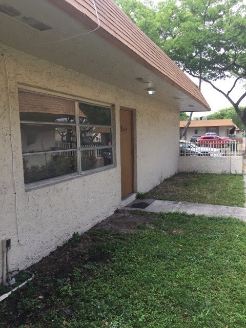 Photo - 5212 NW 24th St