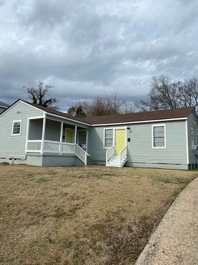 Building Photo - 1277 Estelle St Rental