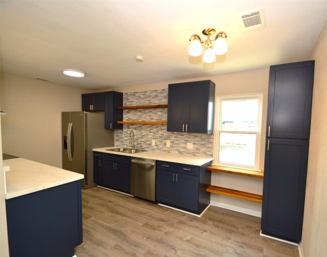 Photo - 1725 Avenue O