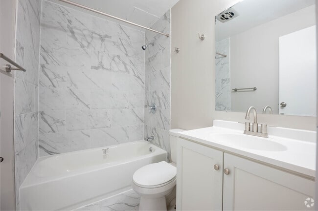 Bathroom. 1-Bed, 1-Bath, 650 Square Feet Unit - Georgetown South