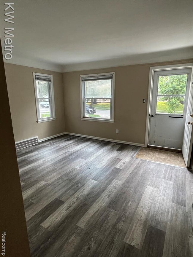 Photo - 1414 Owana Ave