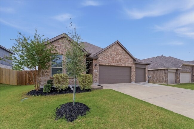 305 Evans Dr