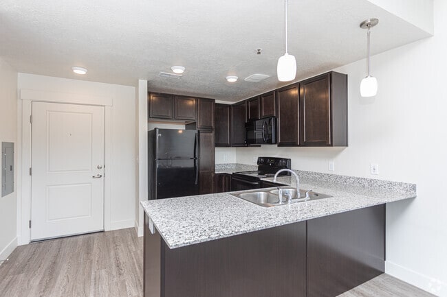 1BR, 1BA