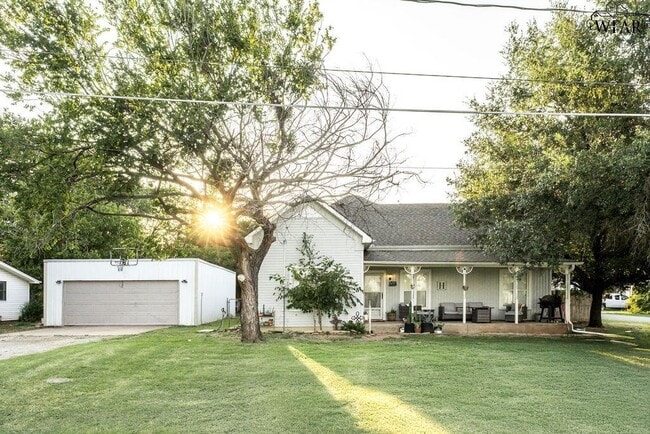 Photo - 516 S Crockett St House