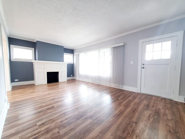 Photo - 3 Bed - 1 Bath Colonial for Rent | Newly R...