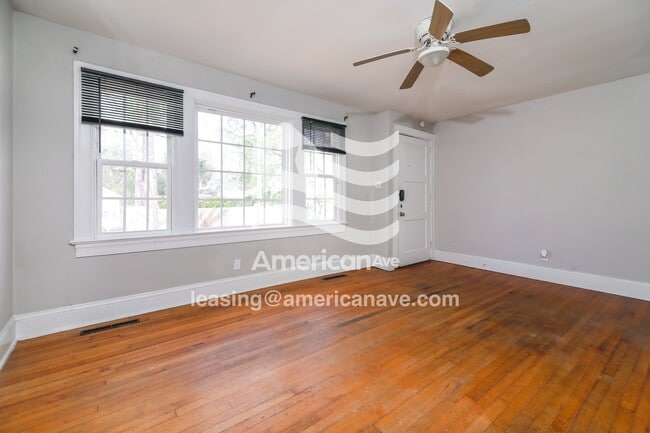 Photo - 203 Kincaid Ave NW