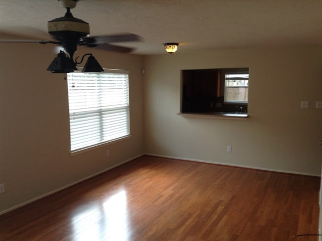 Fotografía del edificio - 7211 Autumn Day Ct