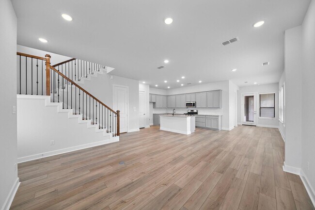 1502 Noble Pk Dr