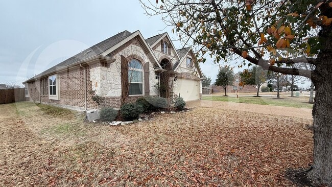 Photo - 4204 Overton Dr