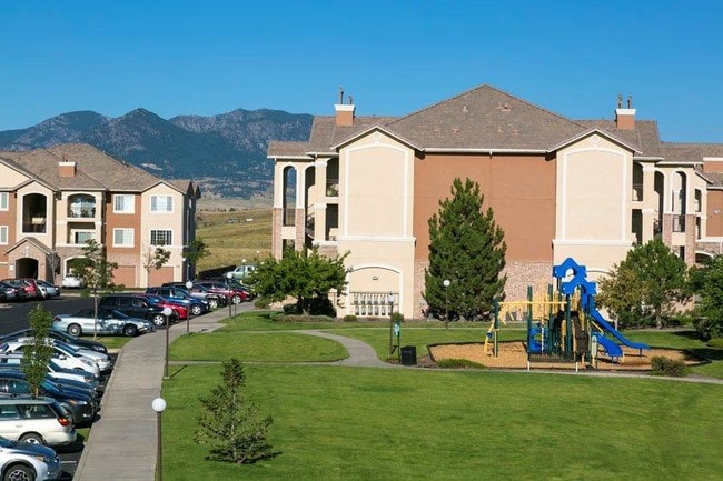 Stonegate Apartments