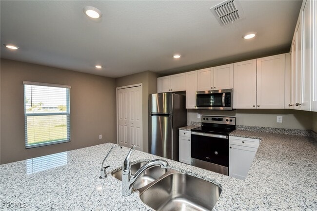 Photo - 1415 NW 37th Ave