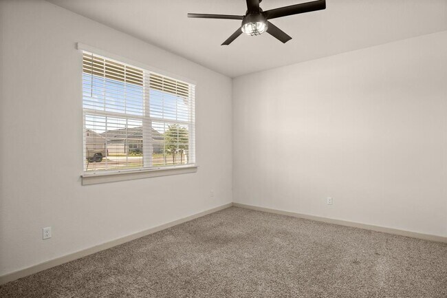 Photo - 227 Lavaca River Ln