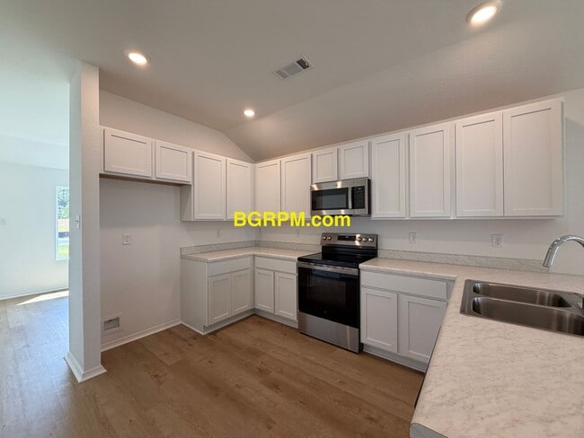 Photo - 70 Nona Ruth Ln