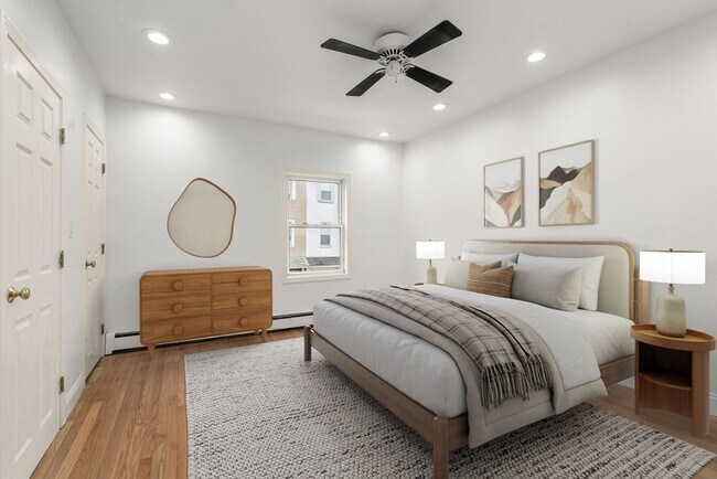 Photo - 431 E 6th St Unidad #