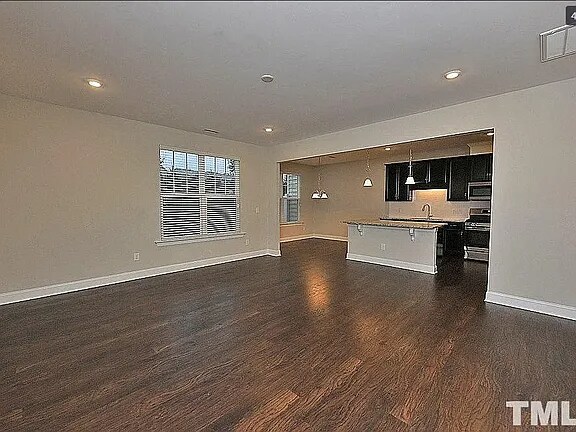 Photo - 207 Acorn Hollow Pl