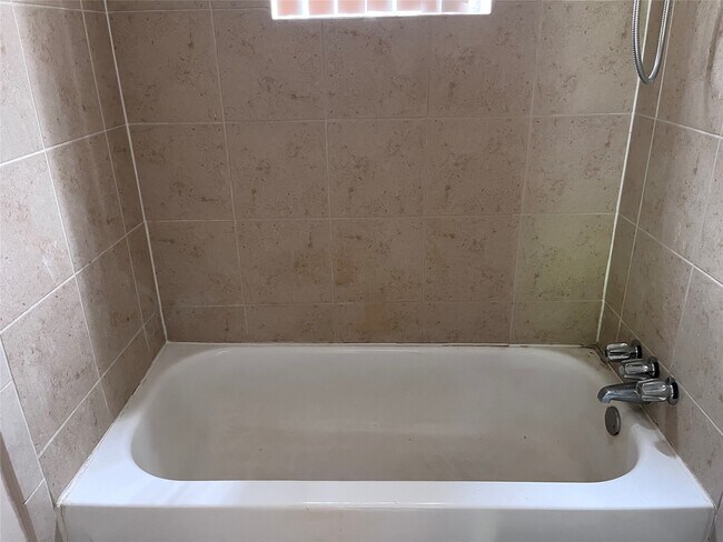 Photo - 4010 Feagan St Unit 5