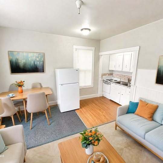 Building Photo - 47 Waterman St Unit 2