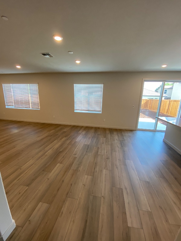 706 Diamond Vly Rd