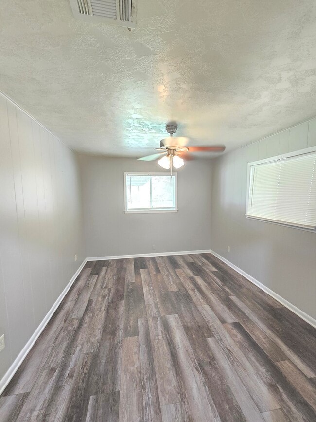 Photo - 509 Truman St