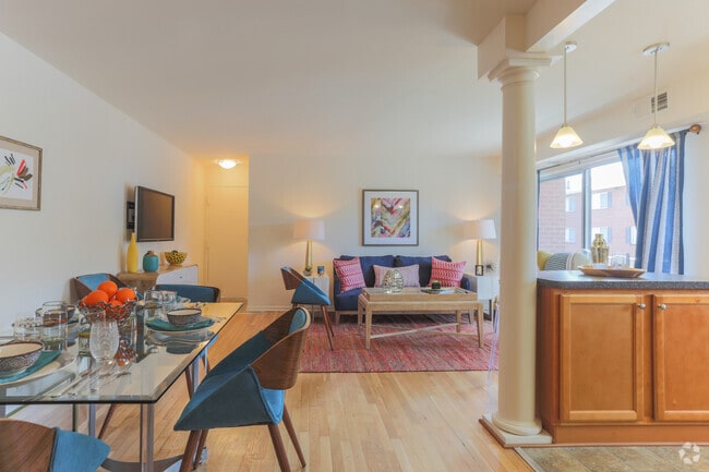 2BR,2BA,-The Chesapeake