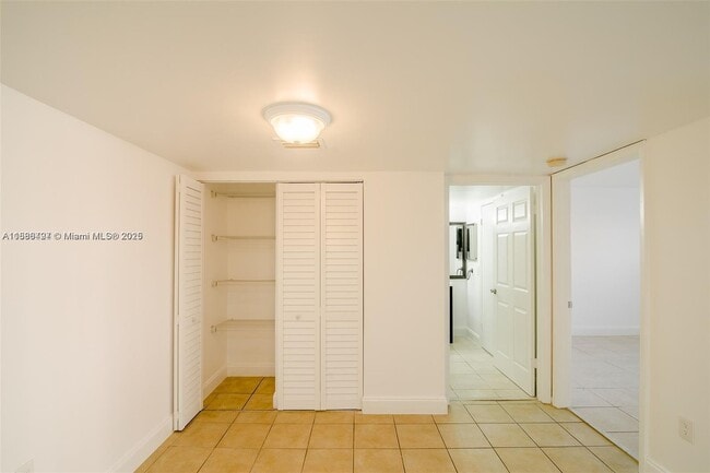 Photo - 7130 NW 179th St Unit 104
