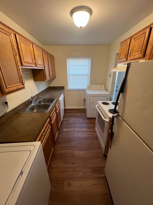 Photo - 936 Maryland Ave