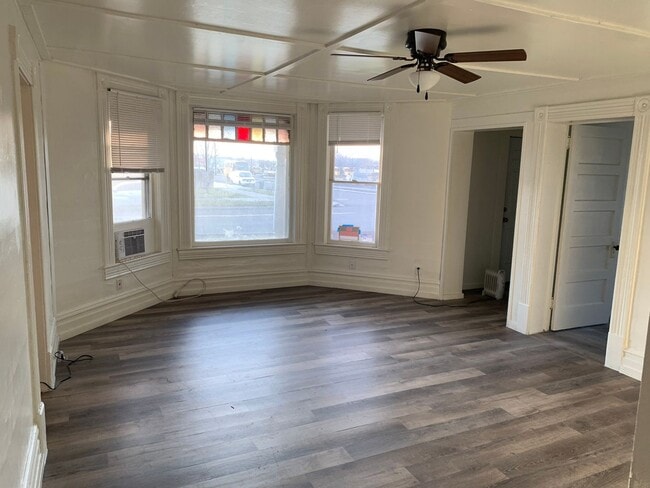 Photo - 602 S Main St Unit 602 S Main