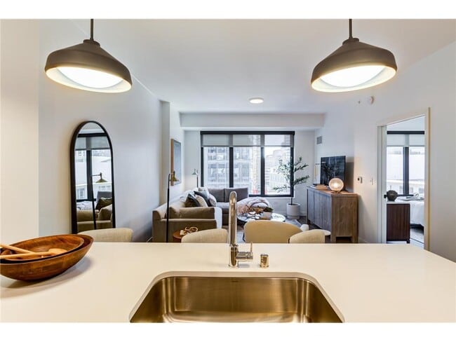 Photo - 270 Hennepin Ave Unit 821