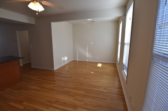 Photo - 3234 N Clark St Unit 2N