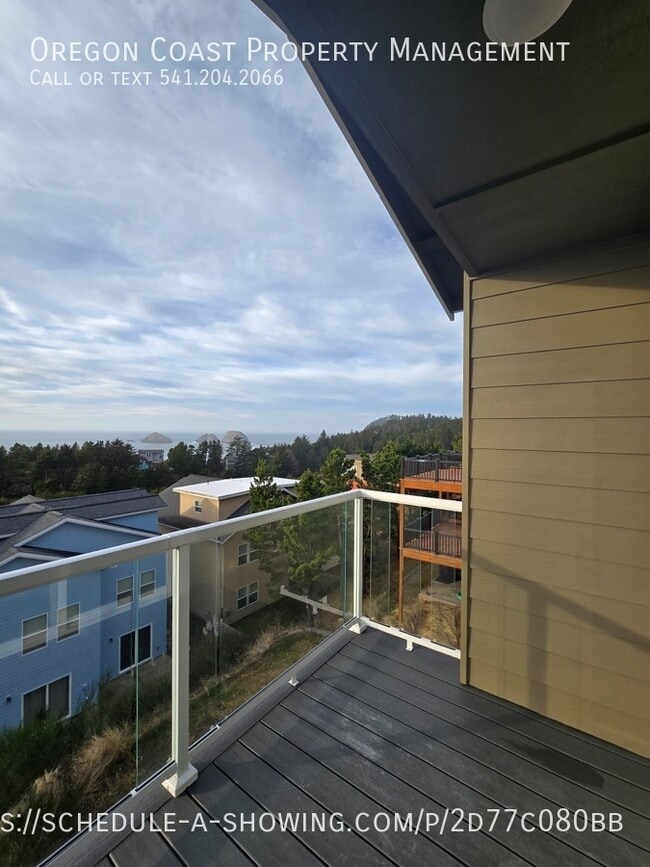 Photo - 140 Reeder St