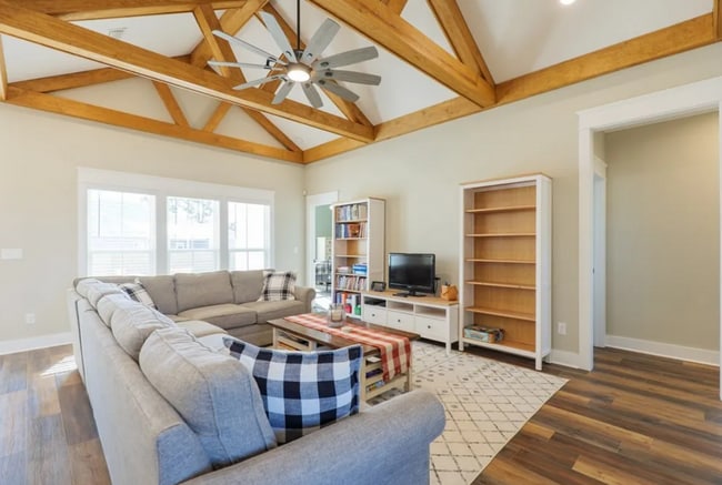 Photo - Elegant Southern Living: Your Dream Rental Home in Hahira, Georgia!